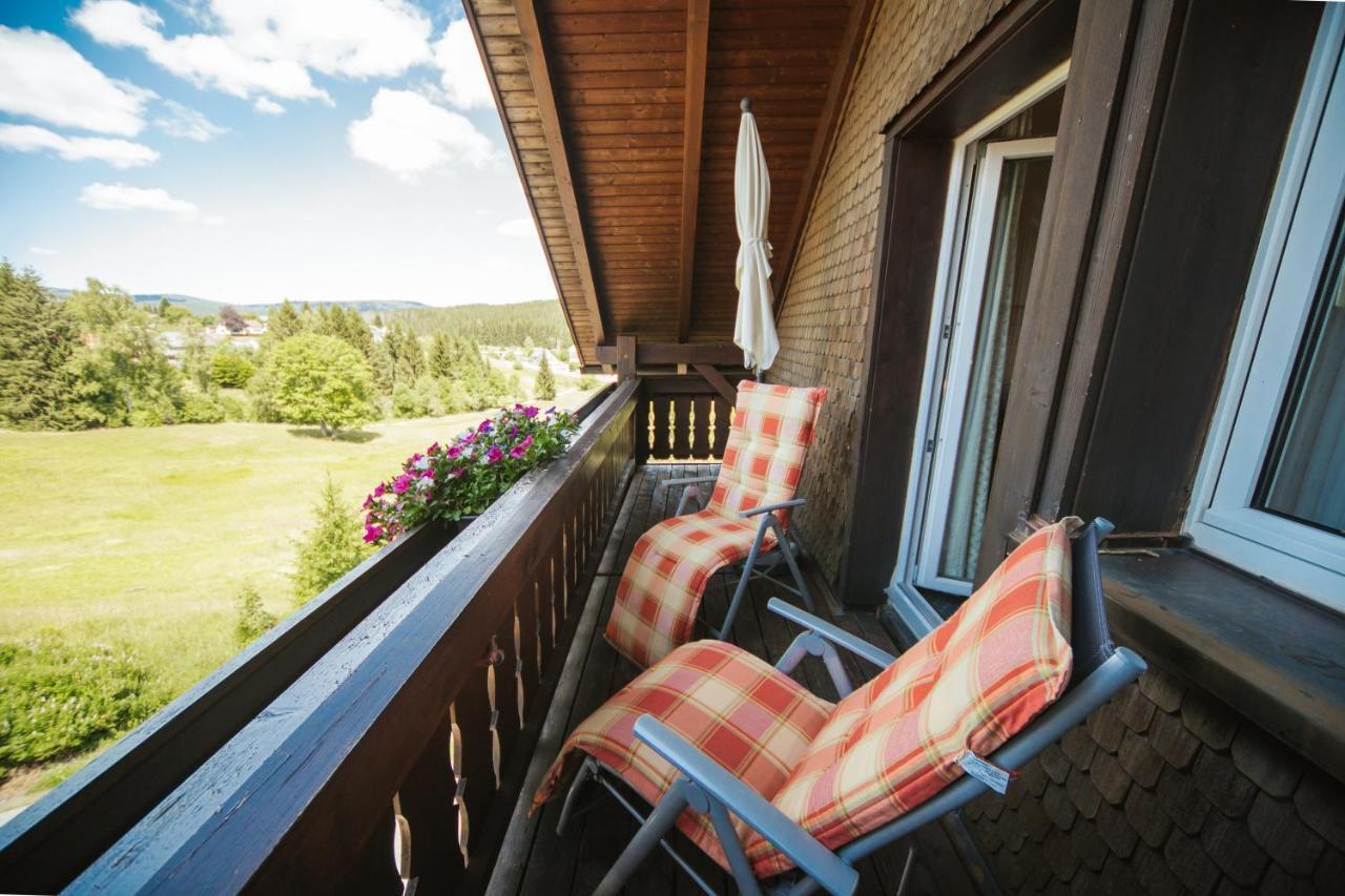 Hotel Waldeck Mit Restaurant "Florian'S" Фельдберг Экстерьер фото