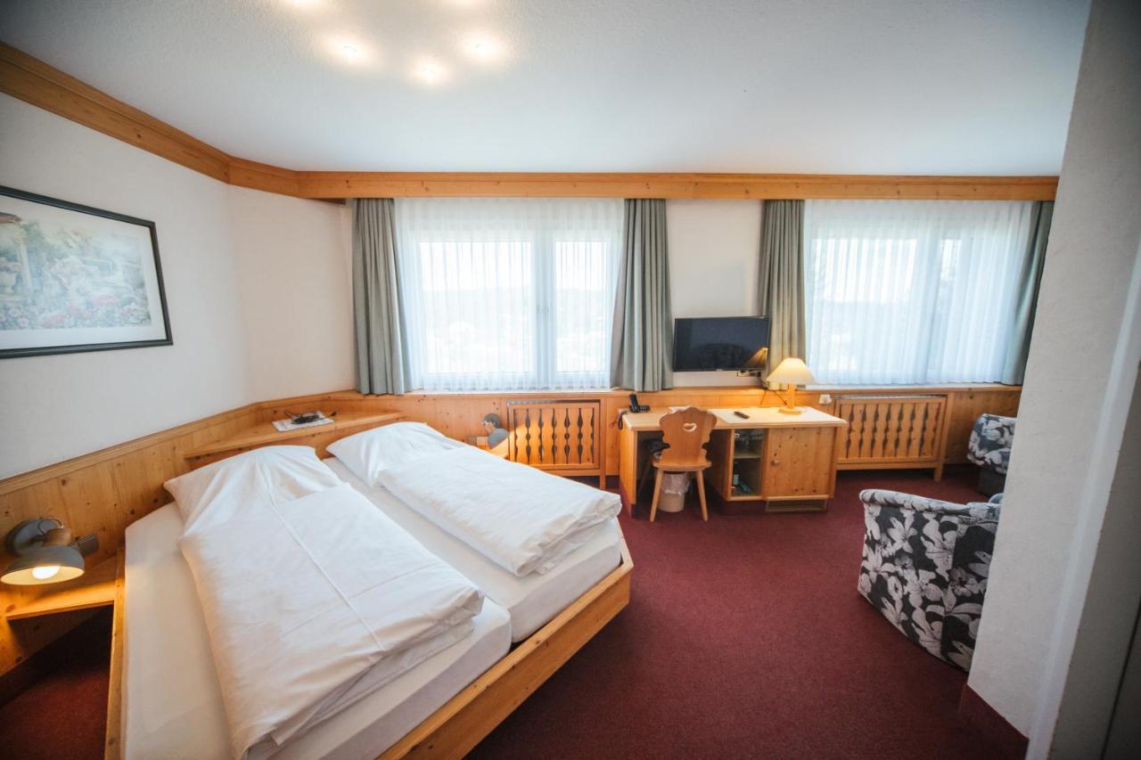Hotel Waldeck Mit Restaurant "Florian'S" Фельдберг Экстерьер фото