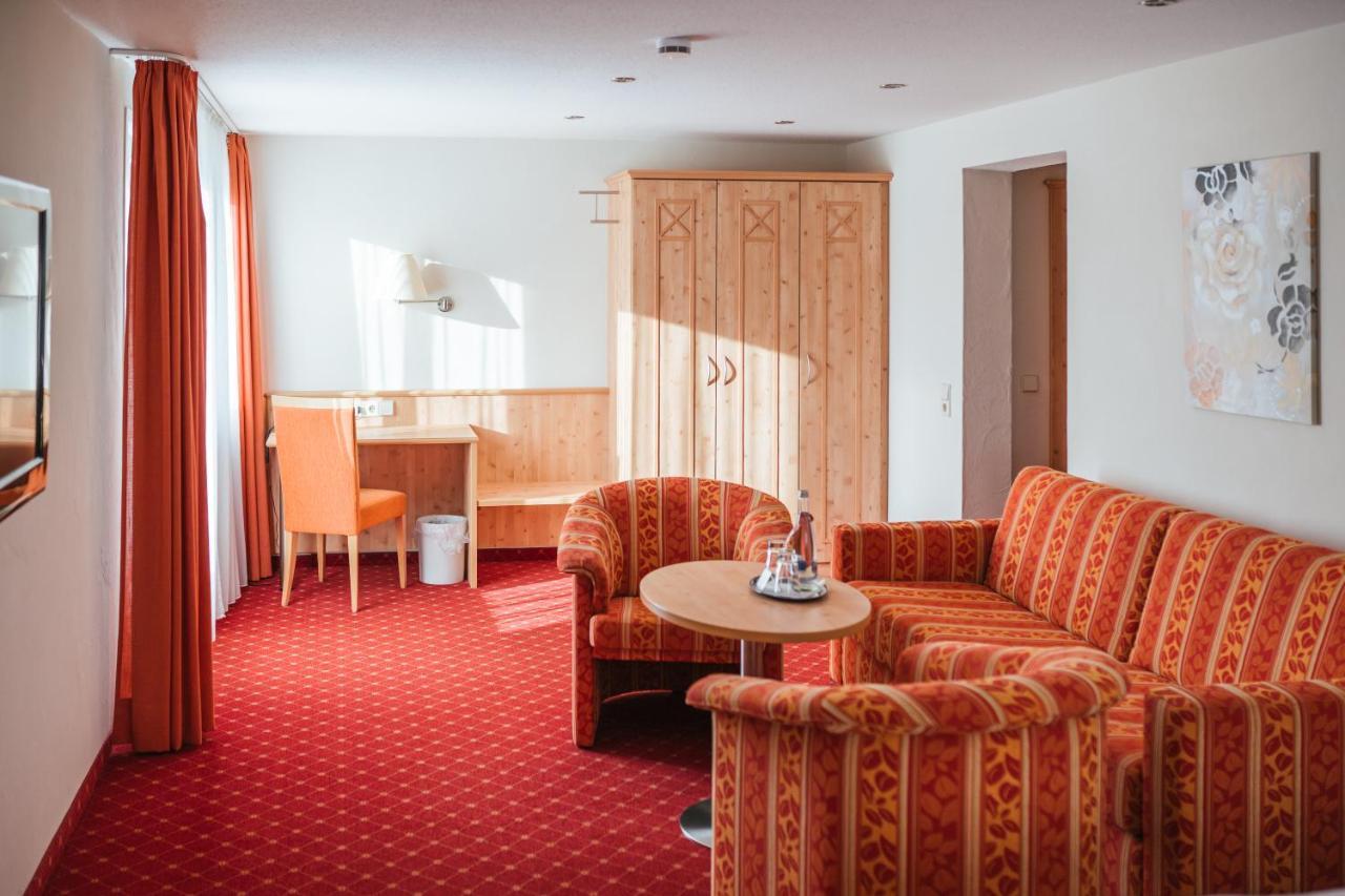 Hotel Waldeck Mit Restaurant "Florian'S" Фельдберг Экстерьер фото