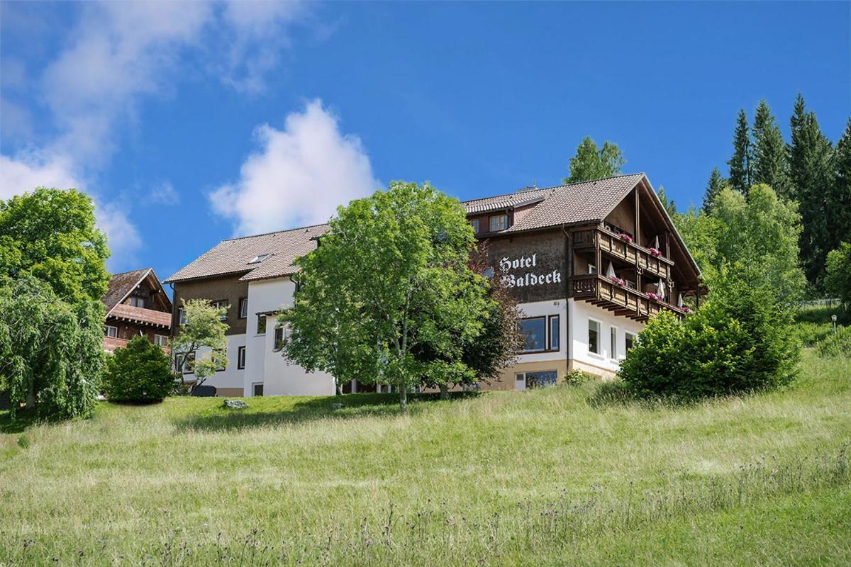 Hotel Waldeck Mit Restaurant "Florian'S" Фельдберг Экстерьер фото