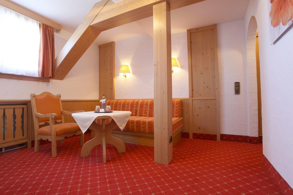 Hotel Waldeck Mit Restaurant "Florian'S" Фельдберг Экстерьер фото